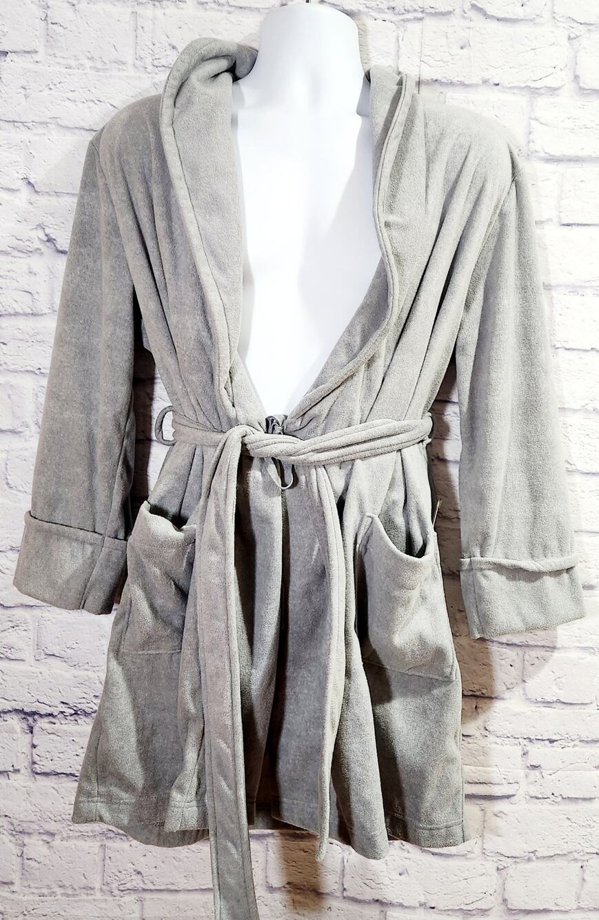 Croft & Barrow Intimates Gray Robe Small Pockets NWTS Soft Cozy Lightweight